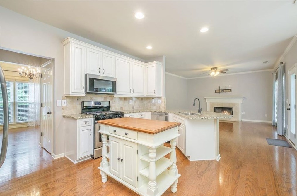 10545 Windsor Park Dr, Alpharetta, GA 30022