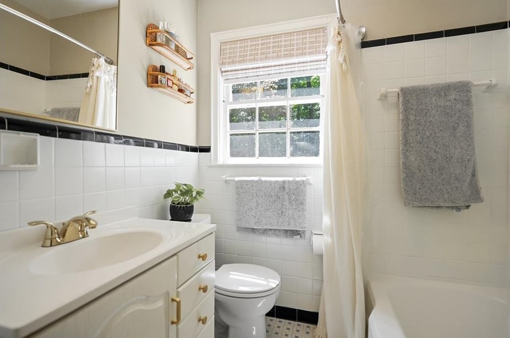 549 Scott Cir, Decatur GA  30033-4727 exterior