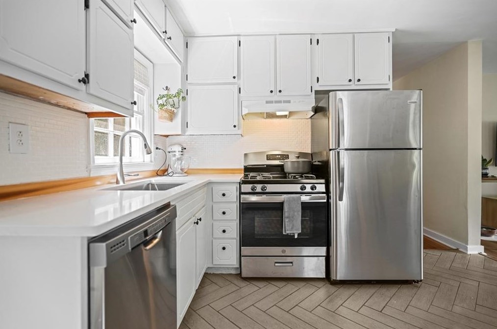 549 Scott Cir, Decatur GA  30033-4727 exterior