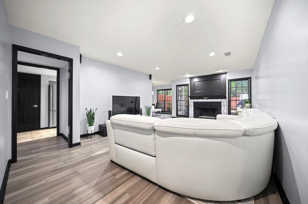 2908 Woodruff Dr, Smyrna GA 30080-3854 exterior