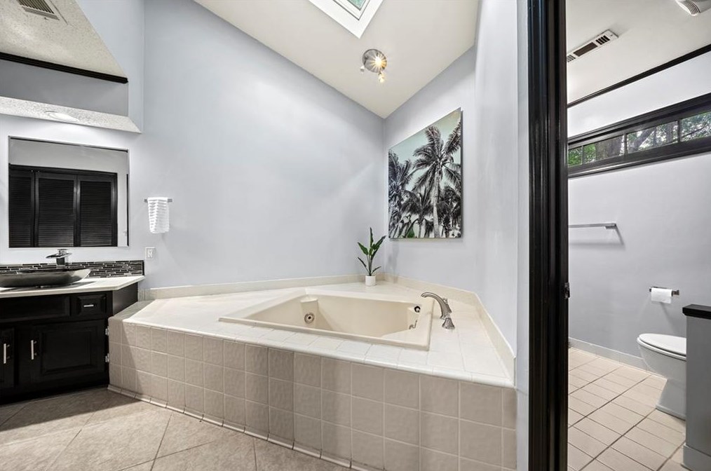 2908 Woodruff Dr, Smyrna GA 30080-3854 exterior