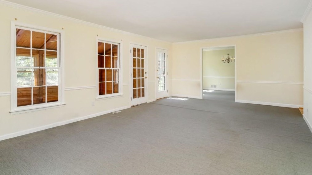 1504 Brianwood Rd, Decatur GA  30033-1723 exterior