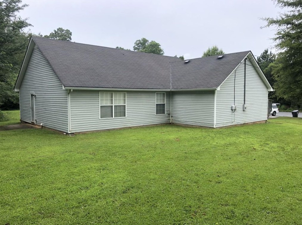 975 Old Rocky Rd, Atlanta, GA 30349-8477