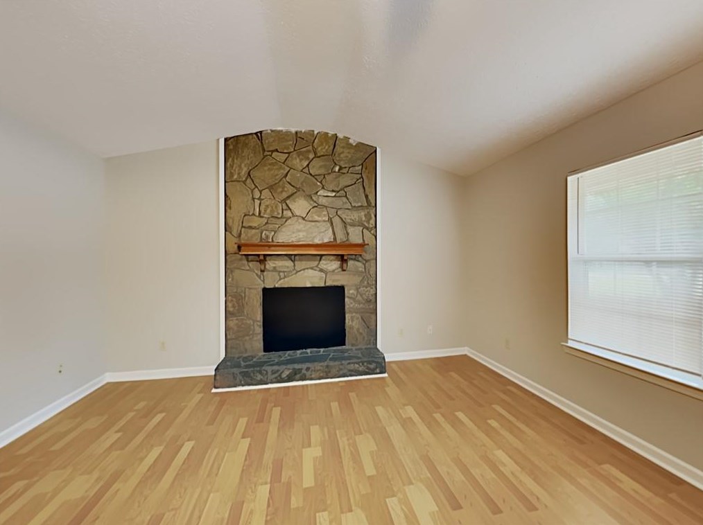 95 Rosewood Dr, McDonough, GA 30253
