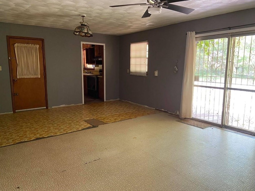 2388 Tarian Dr, Decatur GA  30034-2942 exterior