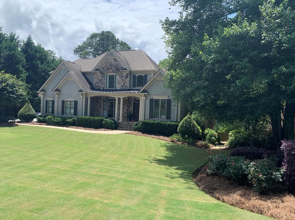 2301 Starr Lake Dr, Acworth, GA 30101-6930