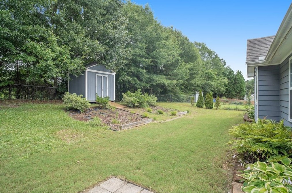 1230 Mercury Dr, Lawrenceville GA 30045-7900 exterior