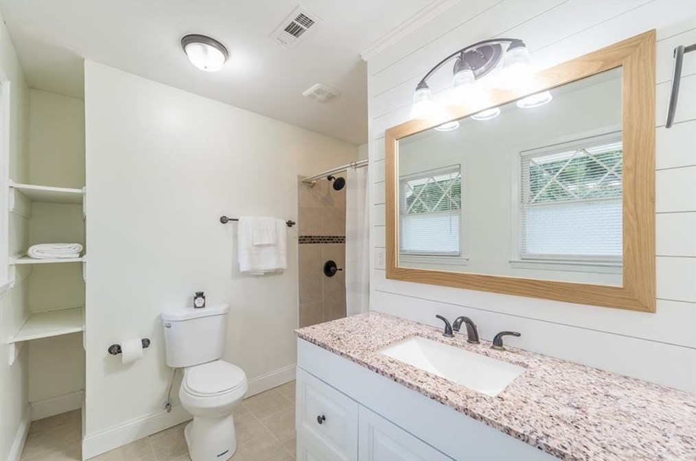 4229 Timber Valley Ct, Decatur GA  30032-2571 exterior