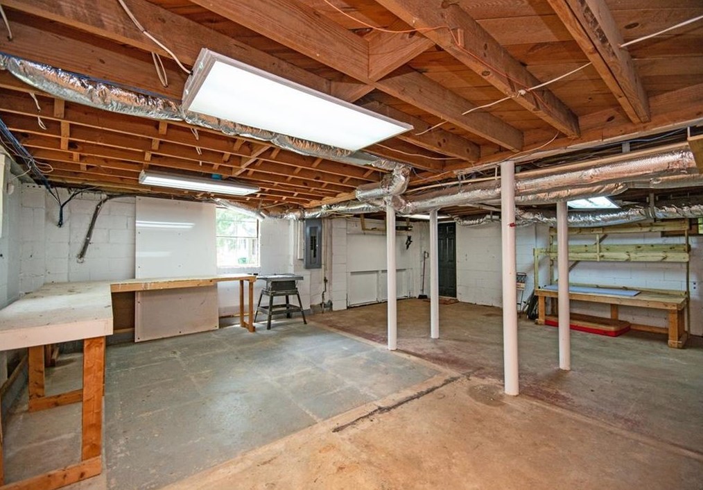 1749 Old Hickory St, Decatur GA  30032-4354 exterior