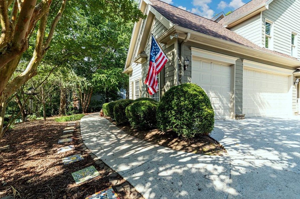 1490 Mill Place Dr, Dacula, GA 30019-1292