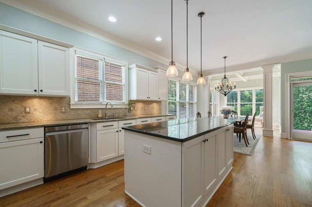 2955 Ringle Rd, Atlanta GA 30341-4715 exterior