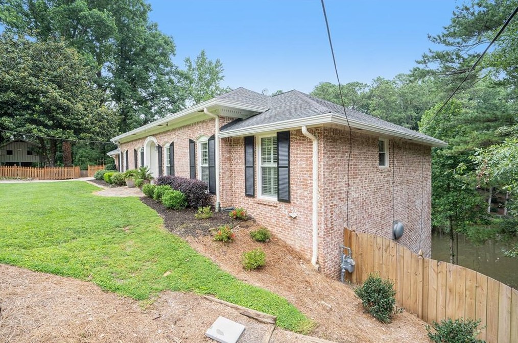 4719 Tall Pines Dr, Atlanta, GA 30327-3327