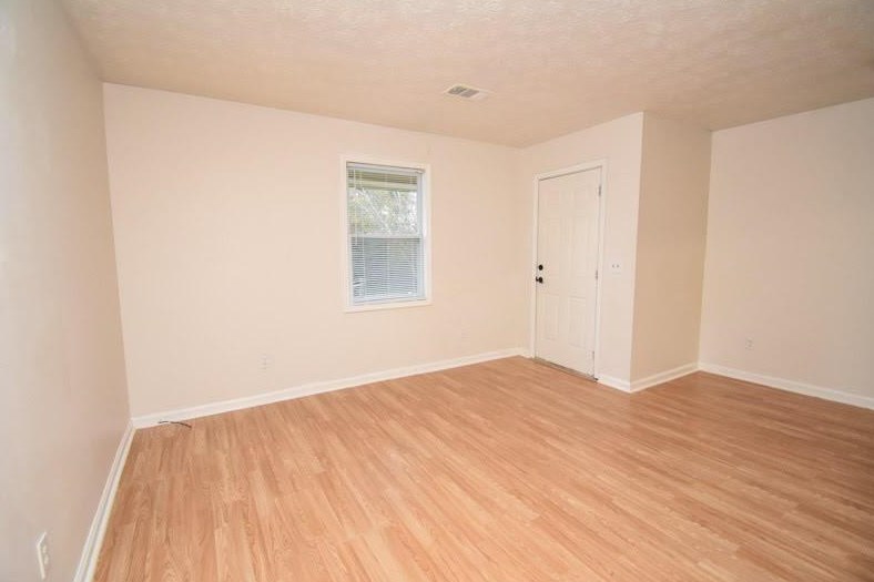 4638 Pine Tree Cir, Buford, GA 30518