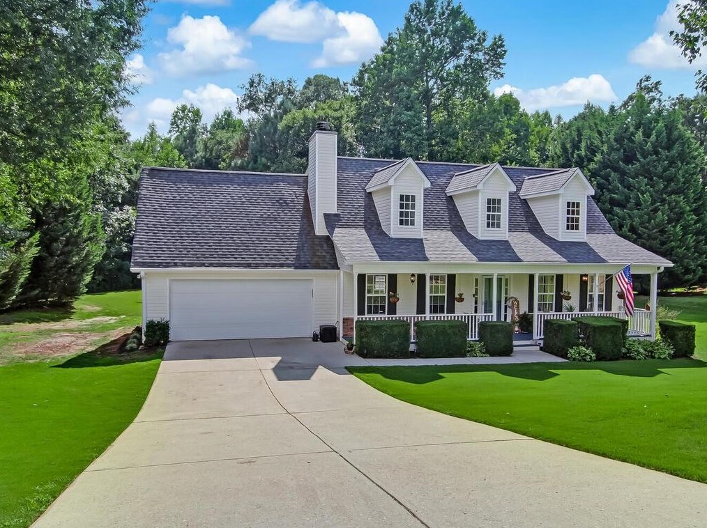 528 Providence Cir, Statham, GA 30666