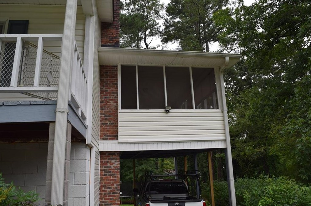 536 Valley View Dr, Winder, GA 30680-1423