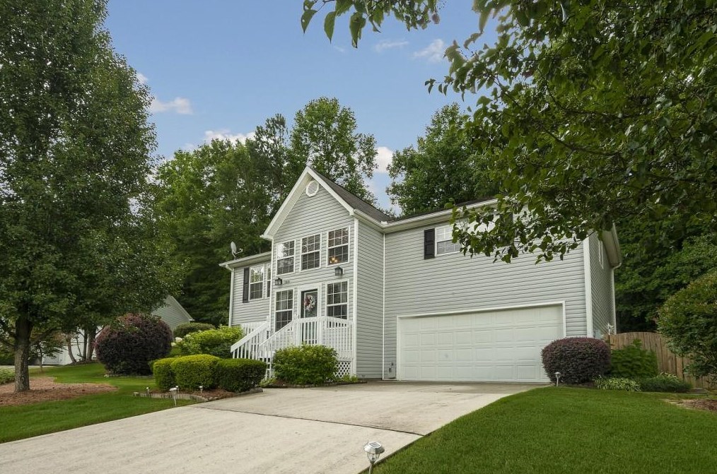 7929 Lake Stone Cir, Douglasville, GA 30134-4086