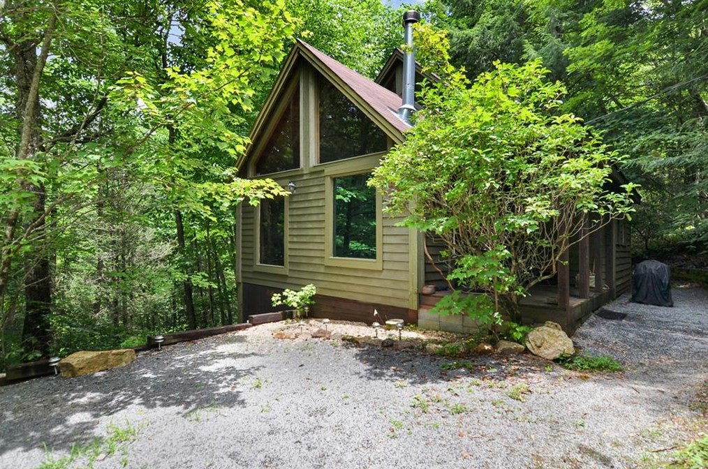 365 Parker Trail, Ellijay, GA 30540