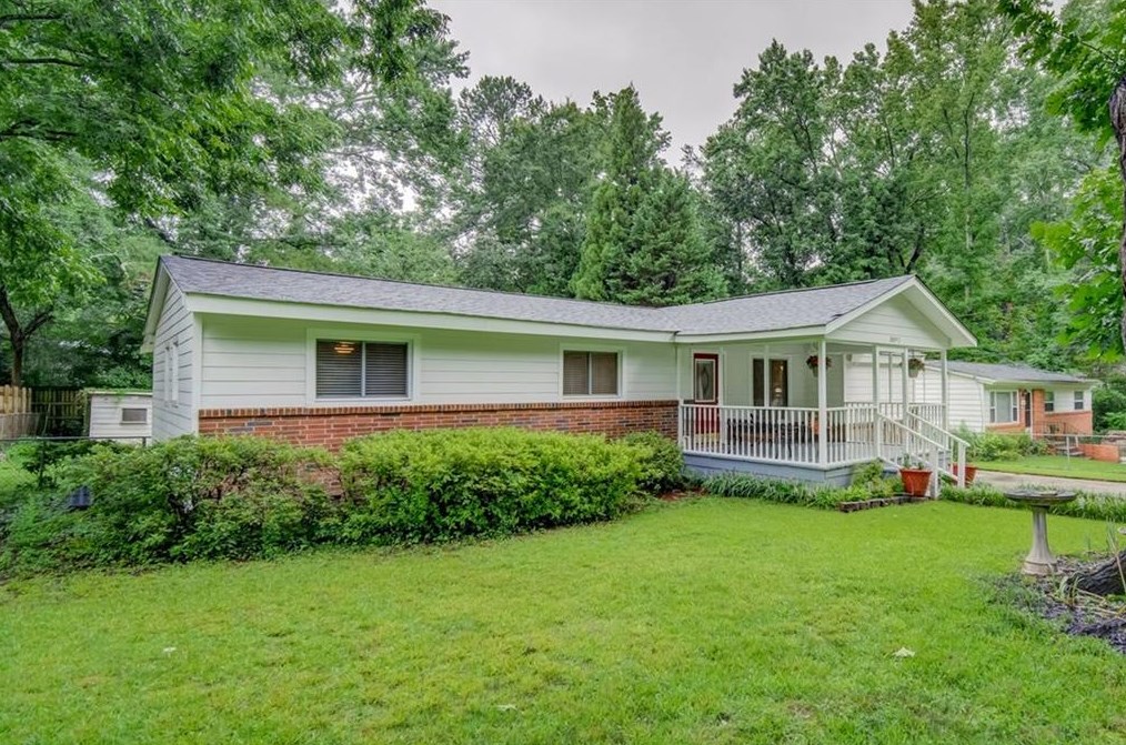 3097 Piper Dr, Decatur GA  30033-3921 exterior