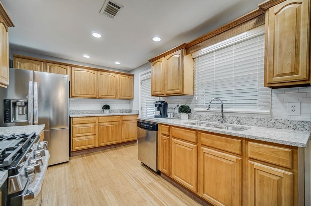 3097 Piper Dr, Decatur GA  30033-3921 exterior