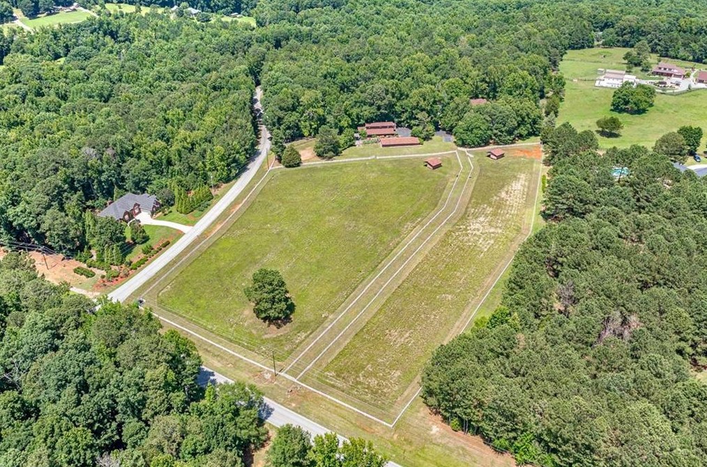 30 Skyview Dr, Social Circle, GA 30025