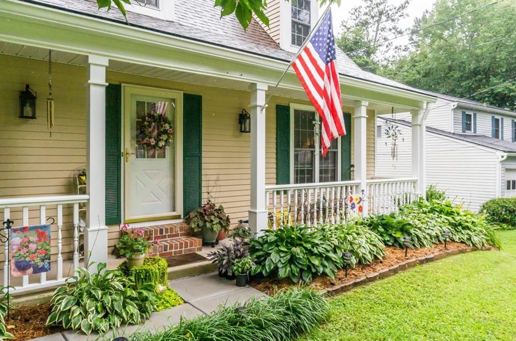 5996 Exeter Cir, Norcross, GA 30071-2047