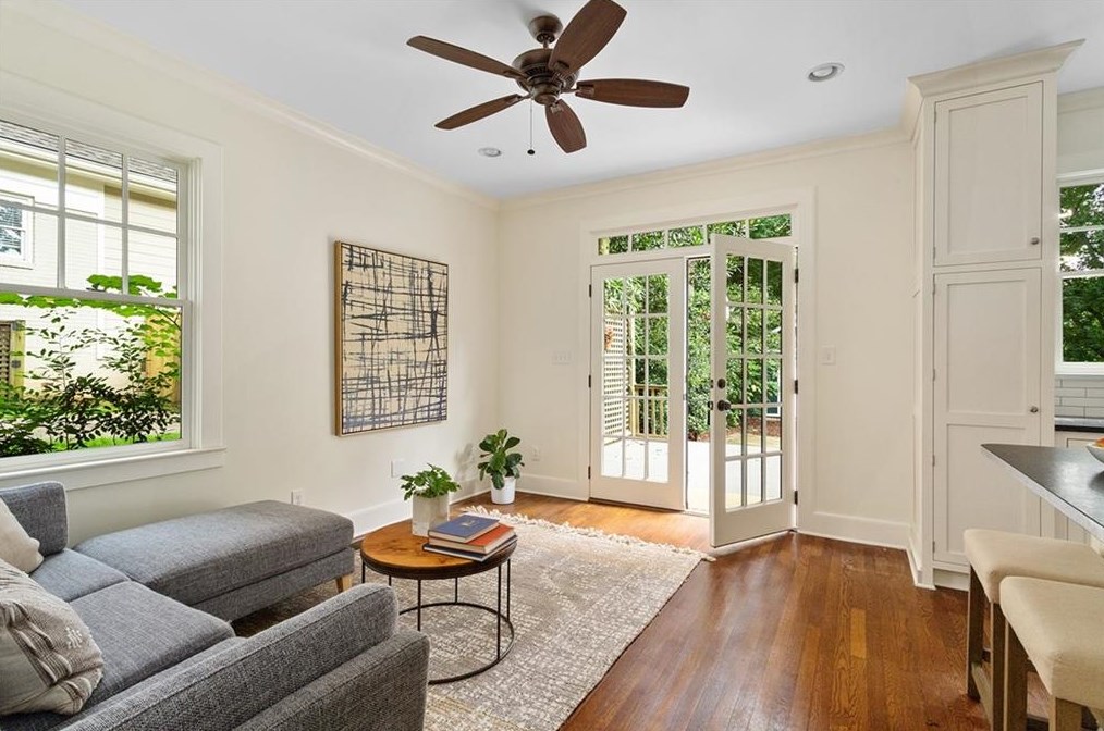 430 Superior Ave, Decatur GA  30030-1401 exterior