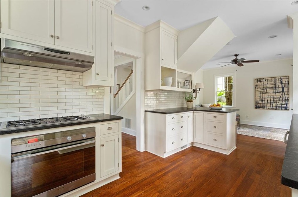 430 Superior Ave, Decatur GA  30030-1401 exterior