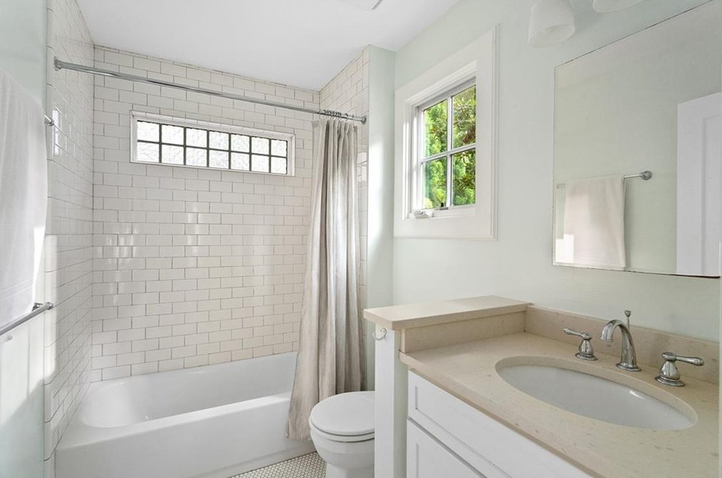 430 Superior Ave, Decatur GA  30030-1401 exterior