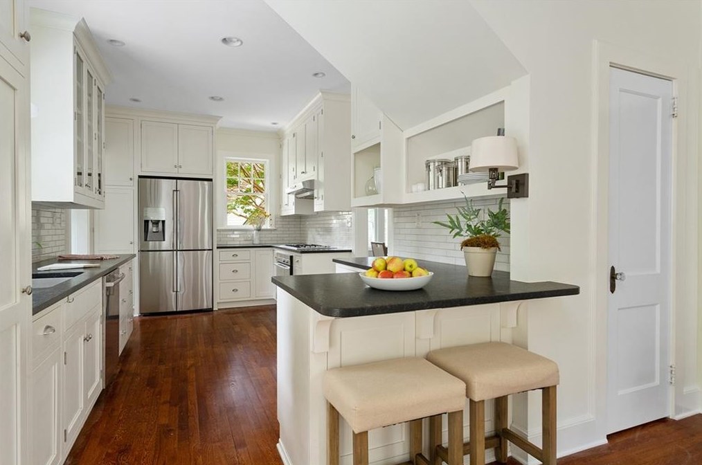 430 Superior Ave, Decatur GA  30030-1401 exterior