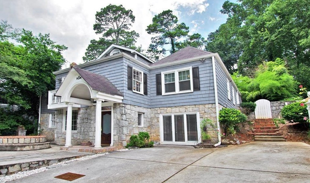 1690 Pine Ridge Dr, Atlanta, GA 30324-4936