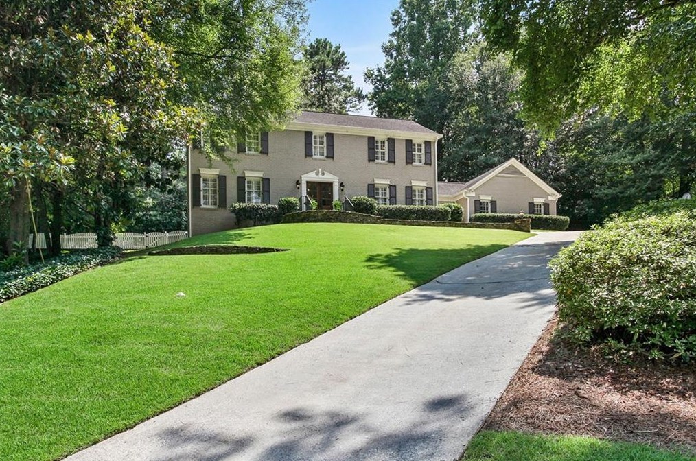 890 Riverside Trce, Atlanta, GA 30328-3638