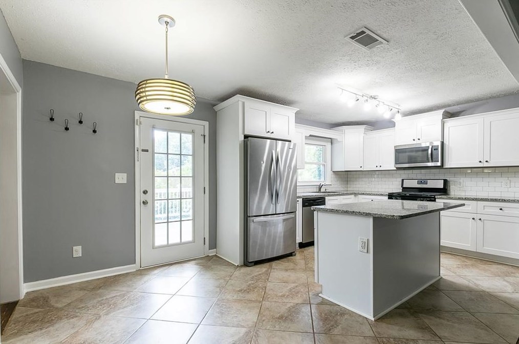 3261 Bonway Dr, Decatur GA  30032-2429 exterior