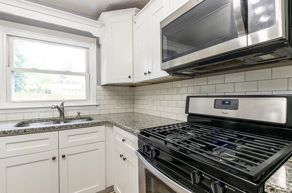 3261 Bonway Dr, Decatur GA  30032-2429 exterior