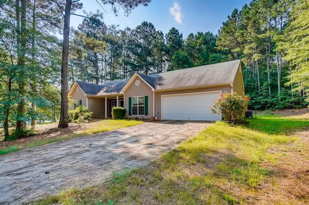 1607 Amalie, Statham, GA 30666