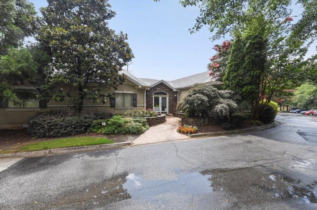 3003 Wingate Way, Atlanta GA  30350-4969 exterior