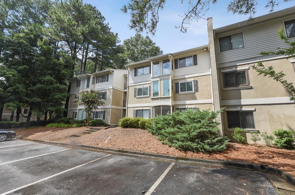 3003 Wingate Way, Atlanta GA  30350-4969 exterior