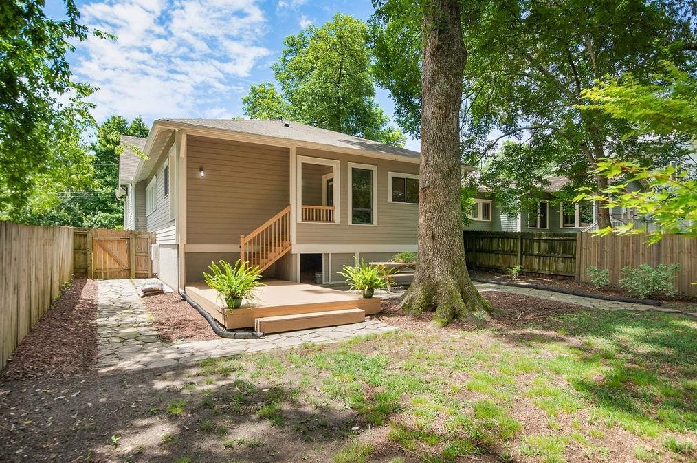 130 Second Ave, Decatur GA  30030-3548 exterior