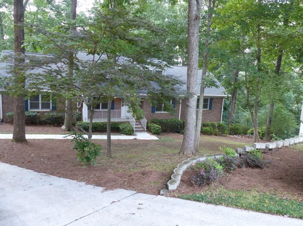 4523 Rivercliff Dr Sw, Lilburn, GA 30047