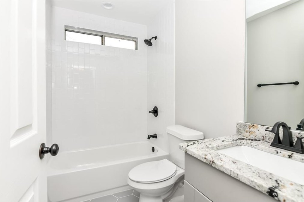 364 Tazor St, Atlanta GA  30314-2717 exterior