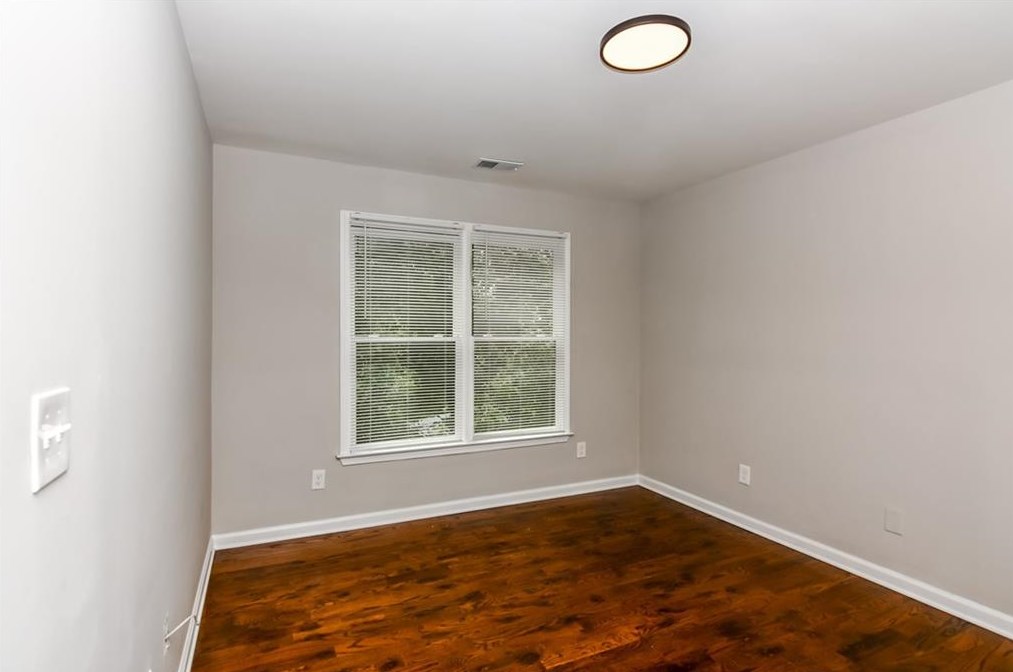 364 Tazor St, Atlanta GA  30314-2717 exterior