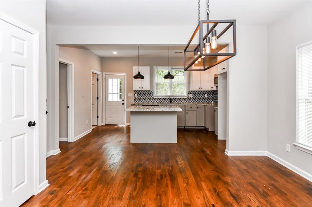 364 Tazor St, Atlanta GA  30314-2717 exterior