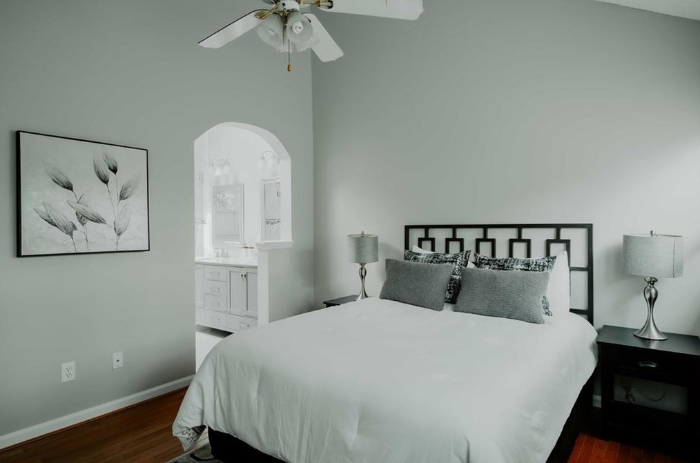 2250 Goodwood Blvd, Smyrna GA  30080-8205 exterior