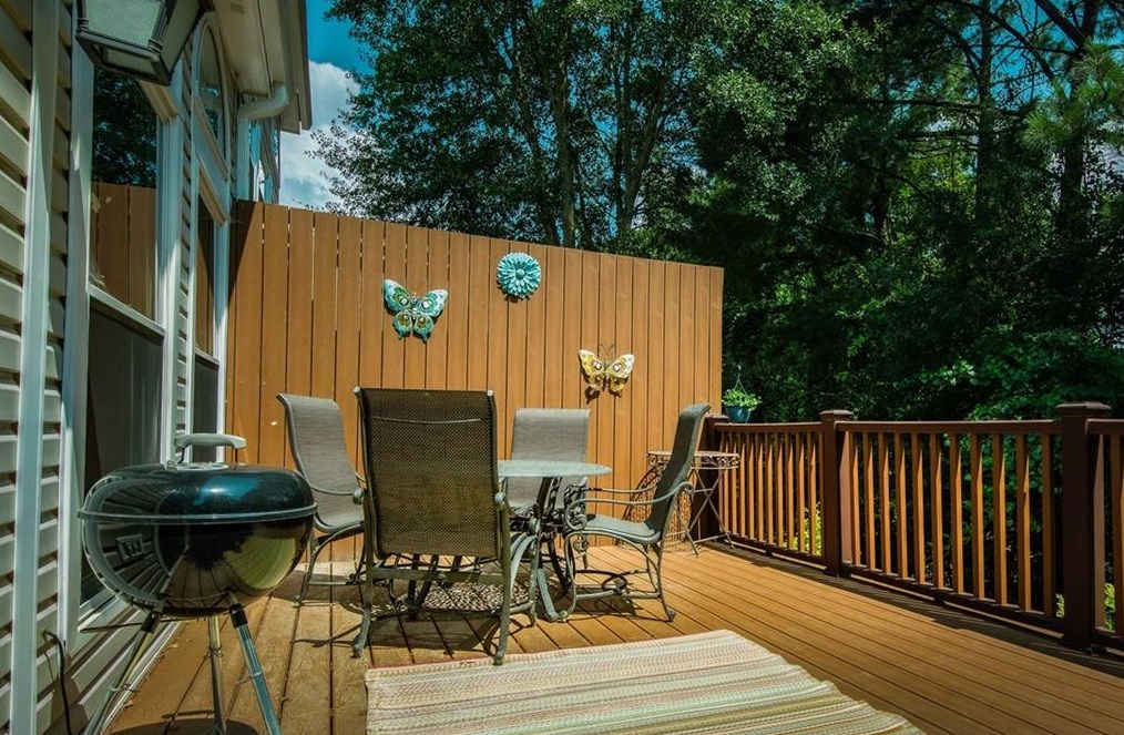 2250 Goodwood Blvd, Smyrna GA  30080-8205 exterior