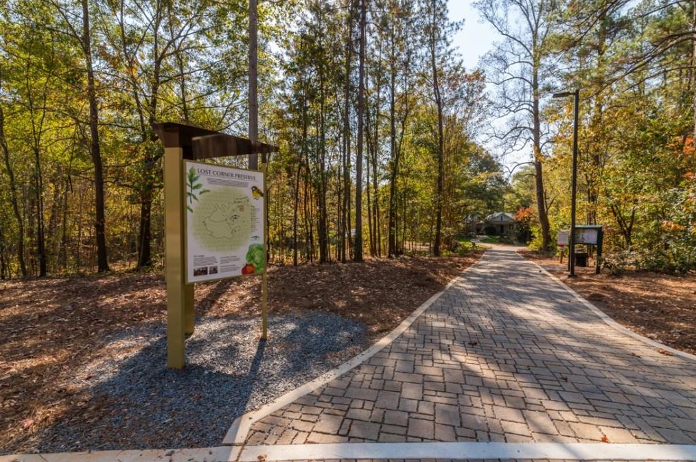 35 Whispering Way, Atlanta GA  exterior