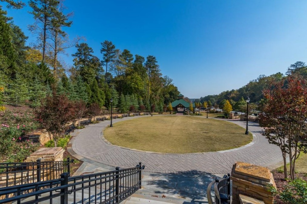 35 Whispering Way, Atlanta GA  exterior