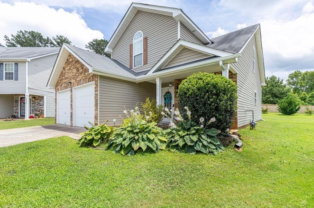 2013 Rolling Meadows Rd, Villa Rica, GA 30180