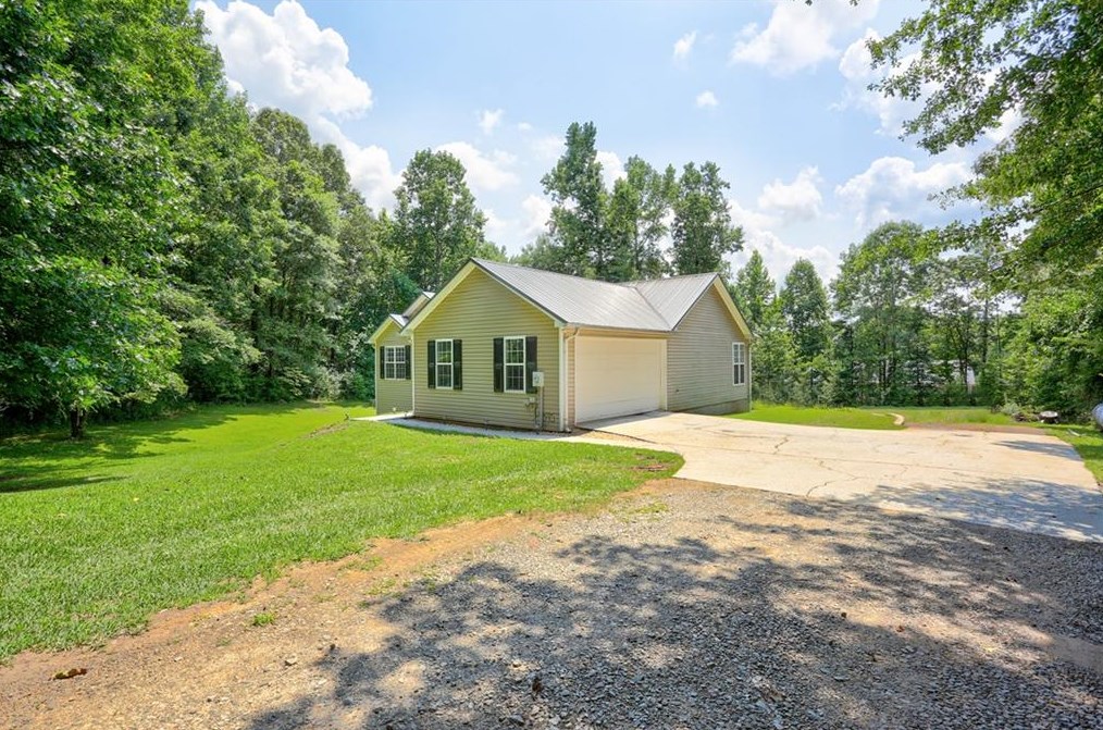 560 New Liberty Church Rd, Braselton, GA 30517