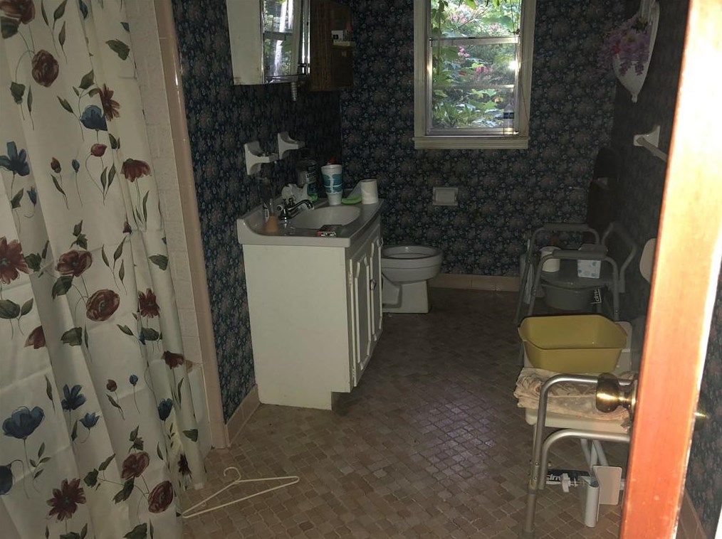 2648 Westview Cir, Gainesville, GA 30506
