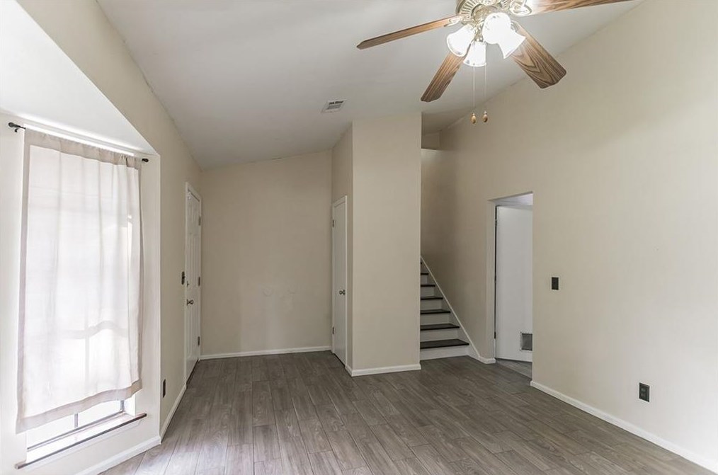 3054 Creek Dr, Duluth, GA 30096-3887