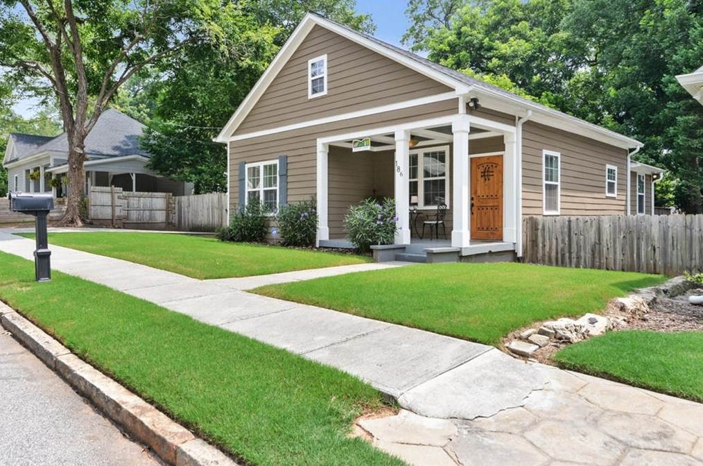 186 Racine St, Atlanta, GA 30314-2250